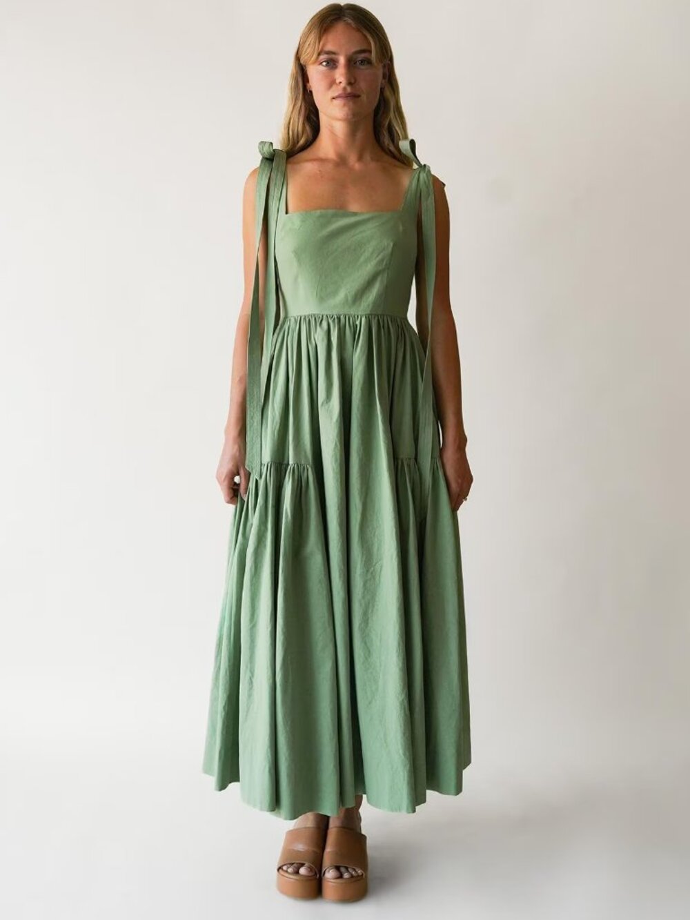 Gorgeous Alli Marye cotton gathered green dress with adjustable straps EUC